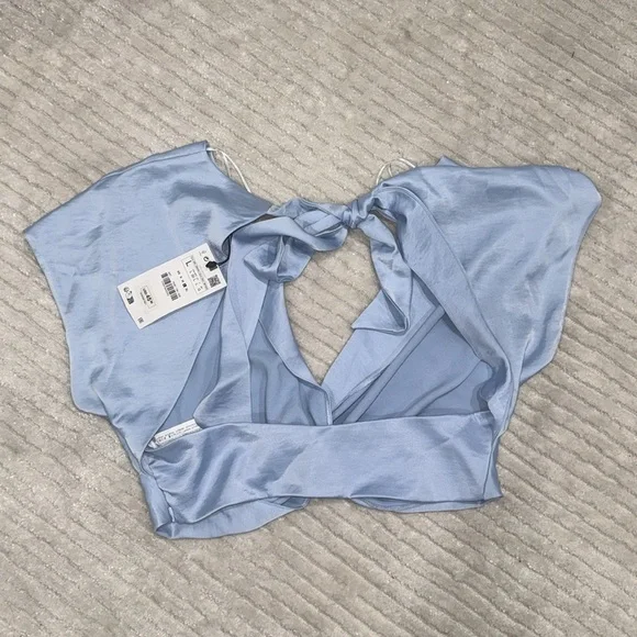 Zara Silky Light Blue Crop Size L NWT - Picture 2 of 4
